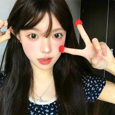 阳光灿烂的女人